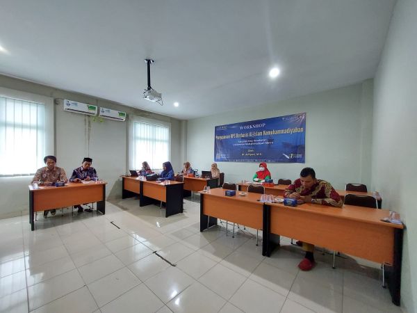 Dalam rangka meningkatkan kualitas akademik, FIKES UM Metro adakan Workshop Penyusunan RPS Berbasis Profetik Profesional