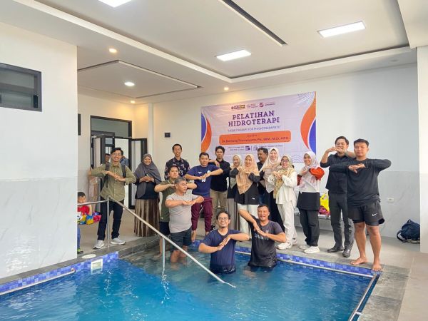 Tingkatkan Kompetensi Klinis Fisioterapis Lampung, Prodi S1 Fisioterapi UM Metro Adakan Pelatihan Hidroterapi
