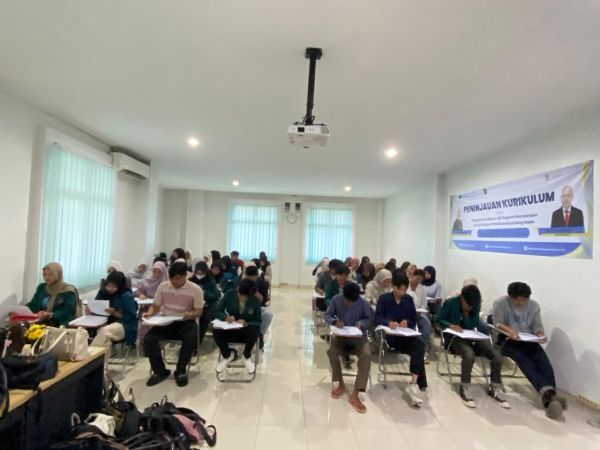Ujian Akhir Semester Genap TA 2025/2026 di FIKES Berjalan Tertib dan Lancar